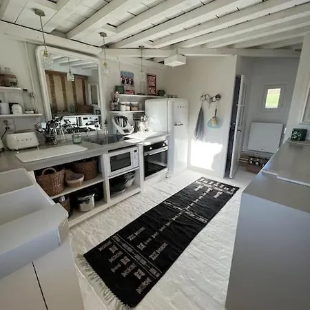 Holiday home Charmante Chaumiere